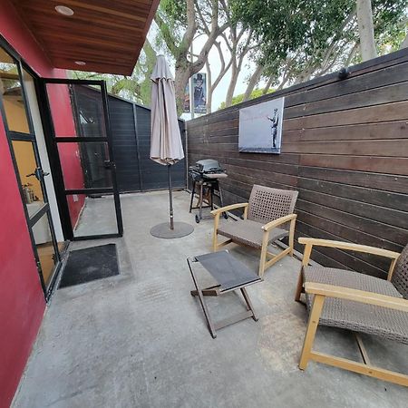 Venice Beach Studio With Large Private Patio Steps To The Beach Los Angeles Esterno foto