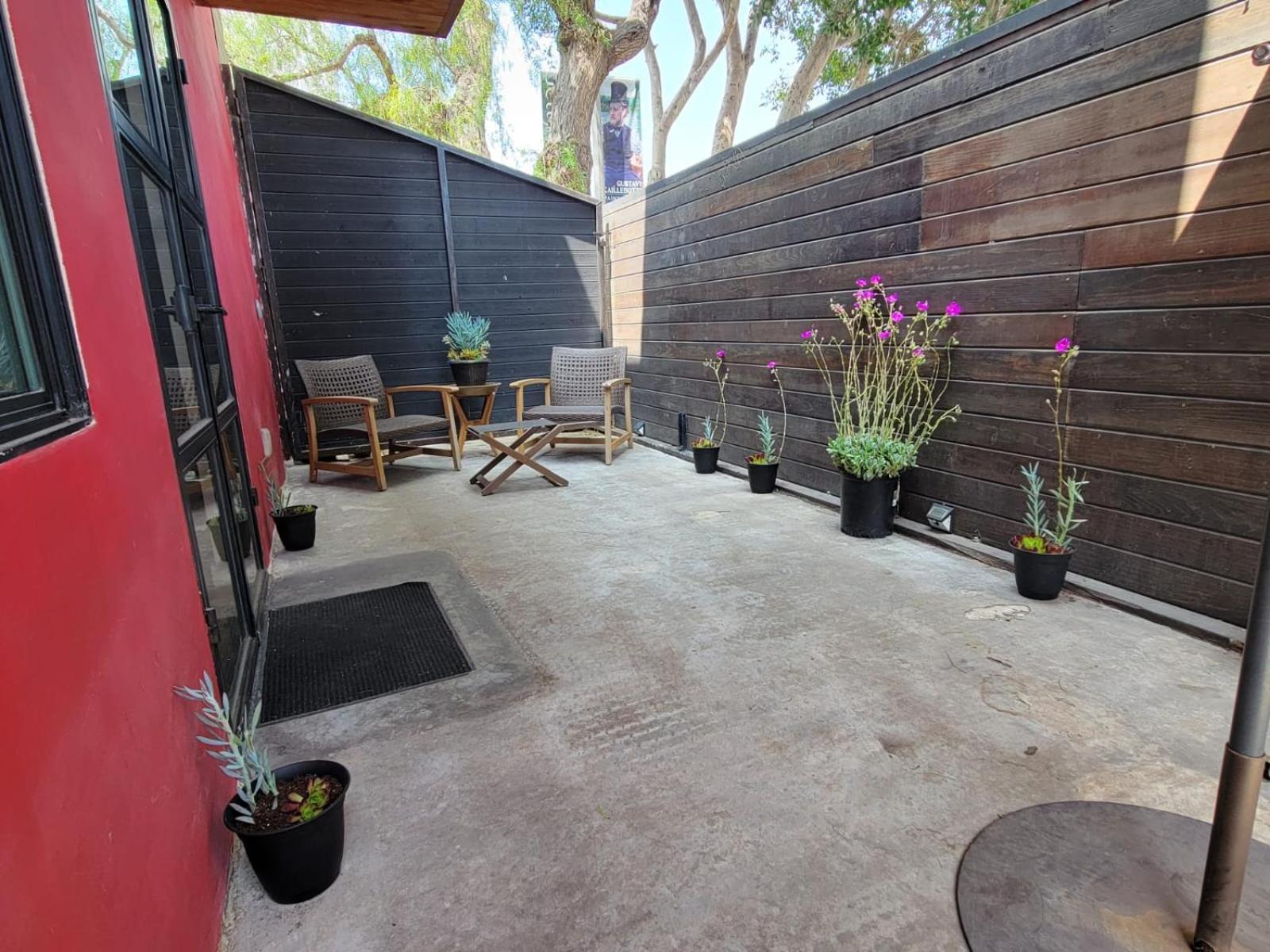 Venice Beach Studio With Large Private Patio Steps To The Beach Los Angeles Esterno foto